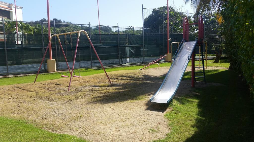 Fully Air-Conditioned Beach Front Penthouse Apartment Naguabo Exteriör bild